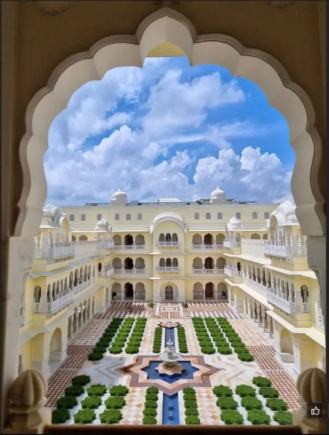 Central courtyard of Hyatt Regency Jaipur Mansarovar